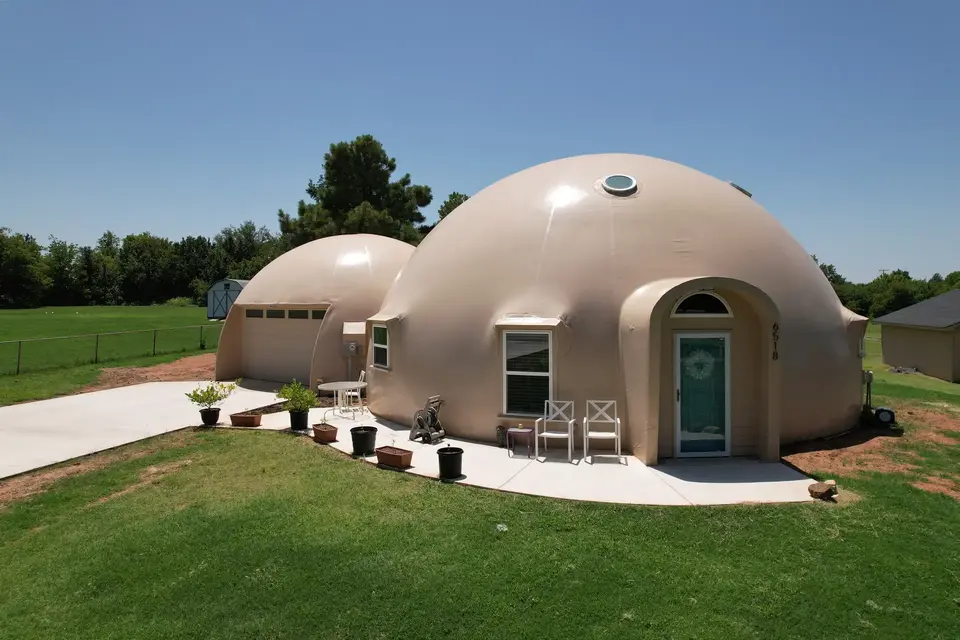 Exterior, Front Entrance